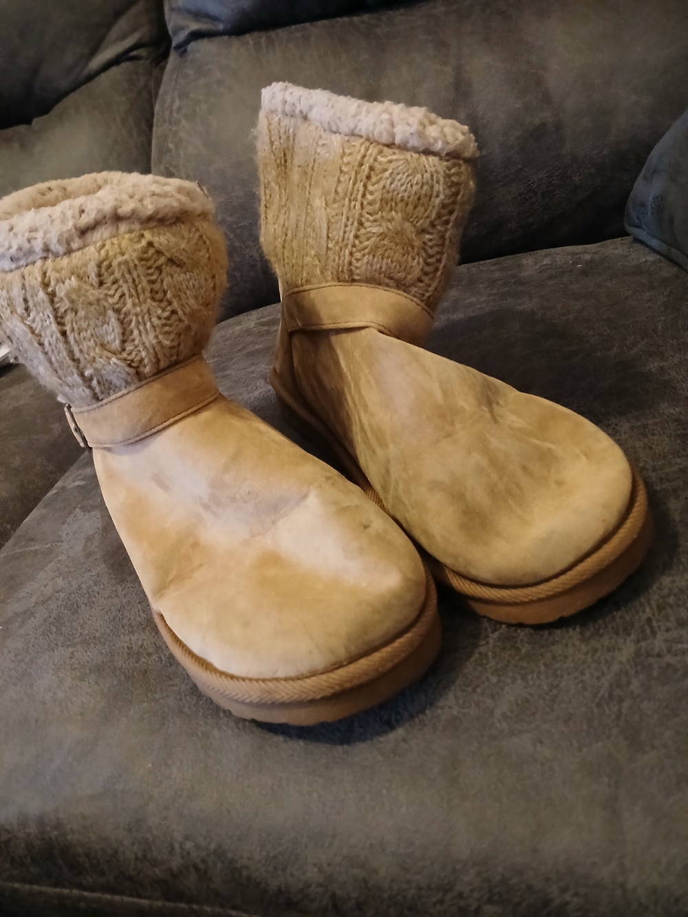 Essentials Women's Knit-Cuff Winter Boots in Tan